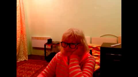 natali online show from April 12, 8:08 am