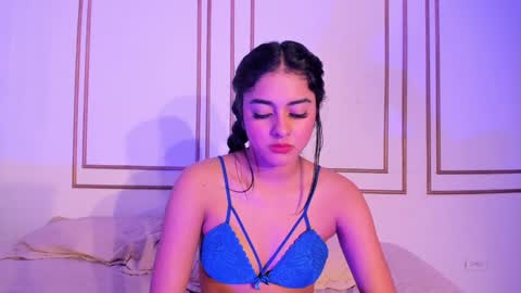 Naty  online show from January 25, 6:35 pm