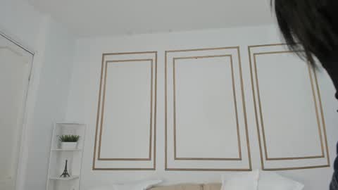 Naty  online show from January 30, 12:27 pm