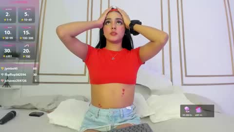 Naty  online show from February 14, 6:51 pm