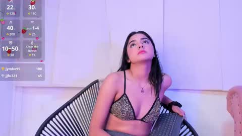 Naty  online show from February 19, 6:54 pm