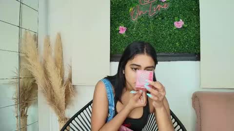 Naty  online show from September 9, 12:26 pm