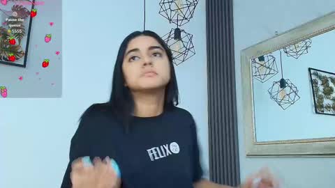 Naty  online show from September 12, 12:16 pm