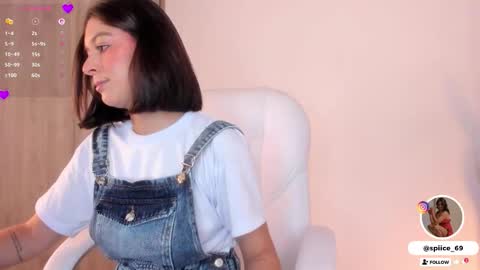 natalia andrea online show from January 6, 10:56 pm