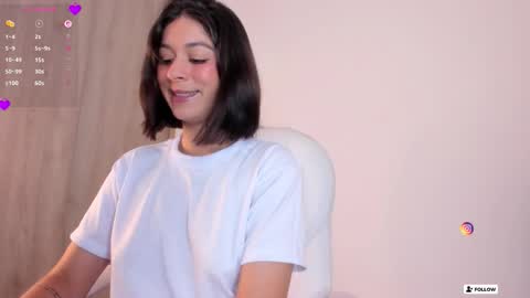 natalia andrea online show from January 9, 10:55 pm