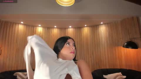 Snapshot of nataliagaret chatting on January 19, 4:49 am Nata online show from January 19, 4:49 am