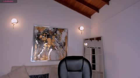 Snapshot of nataliagaret chatting on February 27, 2:22 am Nata online show from February 27, 2:22 am