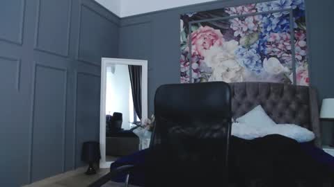 Natalie online show from February 1, 10:26 am