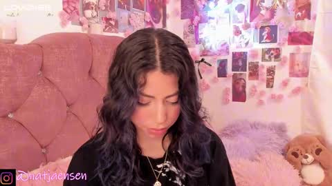       online show from February 18, 11:30 pm