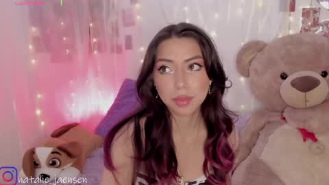       online show from December 5, 4:47 pm