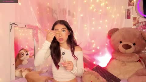       online show from March 18, 11:30 pm