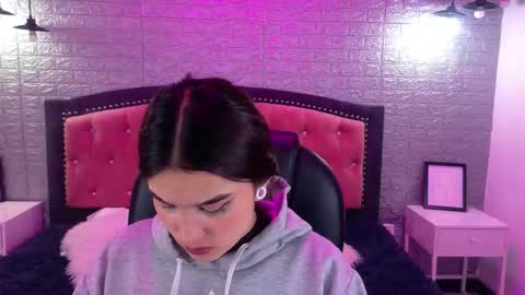 natalie  online show from September 12, 2:55 am