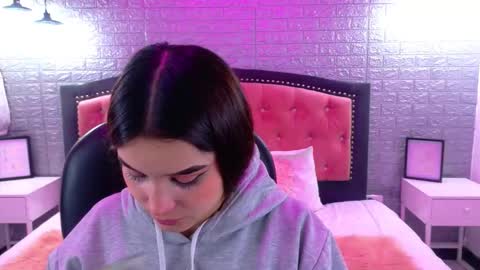 natalie  online show from September 23, 2:58 am