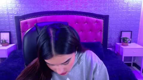 natalie  online show from November 21, 3:49 am