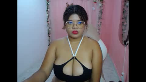 natalie_tits1 online show from October 8, 4:48 pm