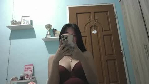 Snapshot of nataliegirl_ chatting on July 15, 7:19 pm Natalie online show from July 15, 7:19 pm
