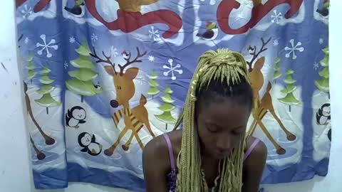 Snapshot of natalih chatting on December 6, 9:21 am natalih online show from December 6, 9:21 am
