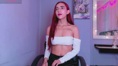 natalliapradas online show from October 9, 4:38 pm