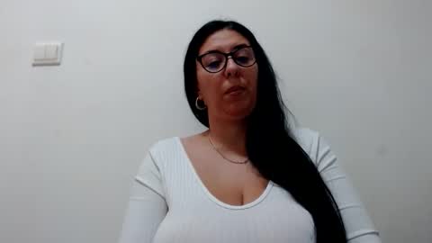 natally online show from October 18, 12:28 pm