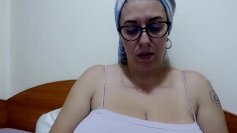 natally online show from November 7, 3:01 pm