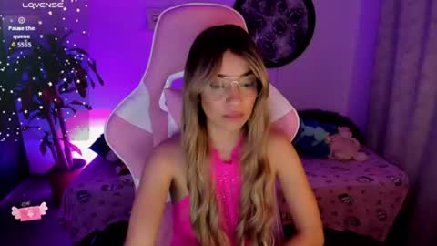 Snapshot of nataly_29 chatting on June 20, 2:58 am MissNatis online show from June 20, 2:58 am