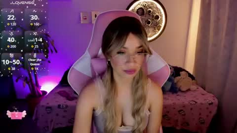 Snapshot of nataly_29 chatting on July 1, 2:02 am MissNatis online show from July 1, 2:02 am