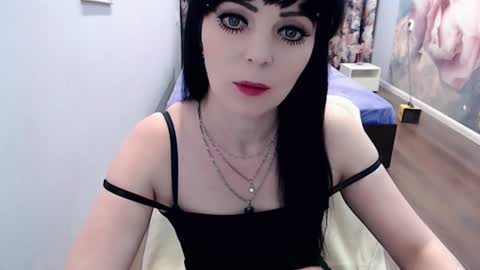 Snapshot of natalyaberd chatting on December 6, 7:34 pm natalyaberd online show from December 6, 7:34 pm