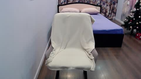 Snapshot of natalyaberd chatting on December 21, 7:49 pm natalyaberd online show from December 21, 7:49 pm