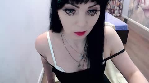 Snapshot of natalyaberd chatting on February 27, 7:37 pm natalyaberd online show from February 27, 7:37 pm