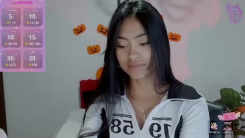 Nataly Escobar online show from October 4, 2:26 pm