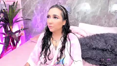 Snapshot of natalyrivers chatting on June 7, 7:06 pm Megan online show from June 7, 7:06 pm