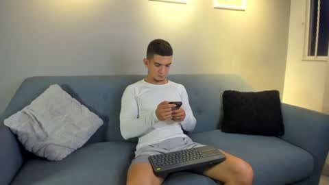 Snapshot of natan_77 chatting on July 2, 3:23 am natan_77 online show from July 2, 3:23 am