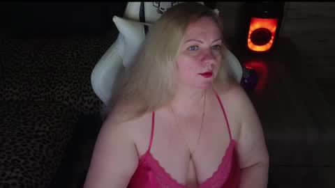 Natalli online show from April 3, 9:02 pm