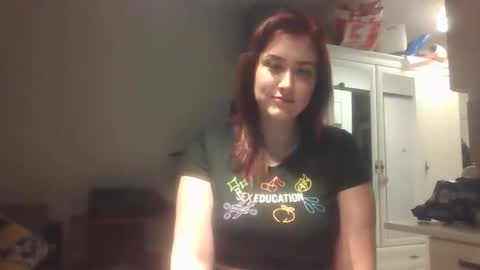 Snapshot of natasha666125654 chatting on February 18, 9:22 pm RedHeadFox online show from February 18, 9:22 pm