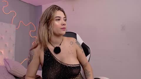 Snapshot of natasha__black chatting on March 26, 7:52 pm Natasha online show from March 26, 7:52 pm