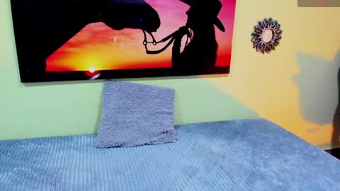Natasha online show from May 9, 1:00 am