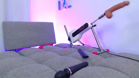 Natasha online show from December 16, 2:05 am