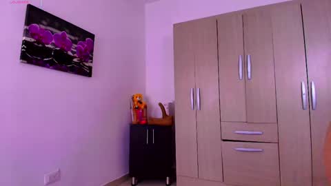 natasha_klump online show from April 19, 10:47 am