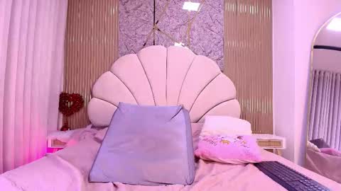 Natasha online show from March 7, 7:11 pm