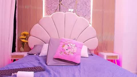 Natasha online show from April 5, 7:11 pm