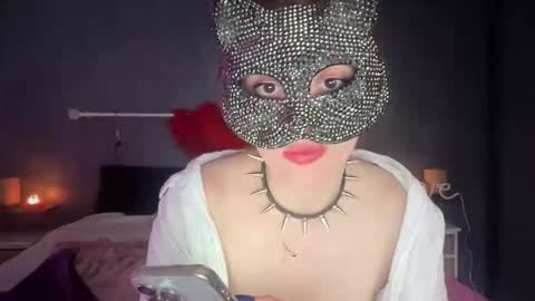 Natasha Saade online show from February 28, 5:58 pm