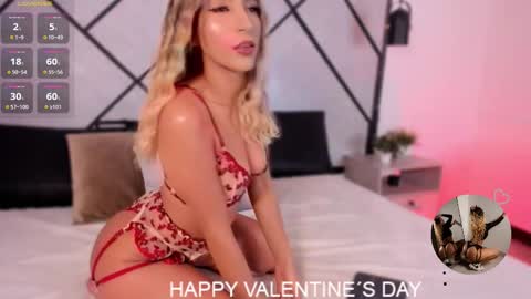 Snapshot of natasha_smith09 chatting on February 14, 7:54 pm Natasha Smith online show from February 14, 7:54 pm