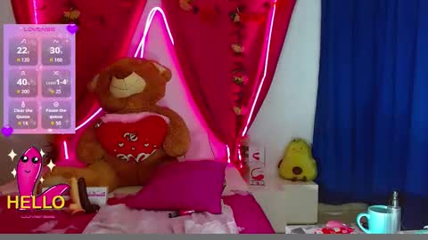 NatashaKissess   online show from December 15, 6:45 pm