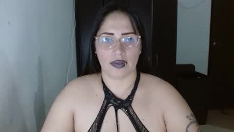 Natasha Smithe  online show from January 6, 1:20 am