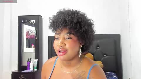 Snapshot of natassha_brown chatting on October 23, 11:57 pm Natassha online show from October 23, 11:57 pm