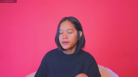 Natcha C online show from December 19, 2:01 am