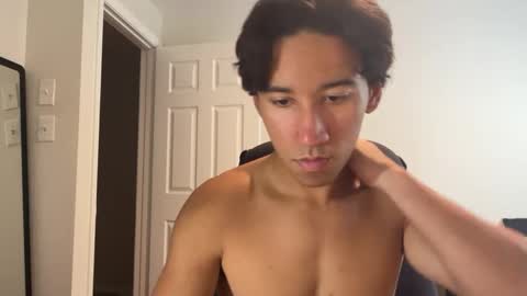 Snapshot of nateolivv_ chatting on September 24, 5:05 pm nateolivv_ online show from September 24, 5:05 pm