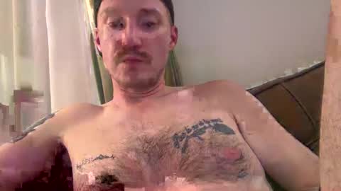 Snapshot of naterando chatting on April 14, 2:06 am naterando online show from April 14, 2:06 am
