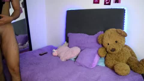 Snapshot of nath_and_lianx chatting on May 26, 5:25 am nath_and_lianx online show from May 26, 5:25 am
