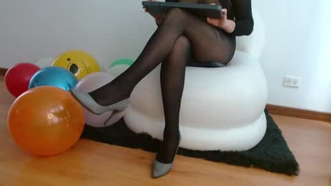 nath_dawson online show from February 2, 5:59 pm